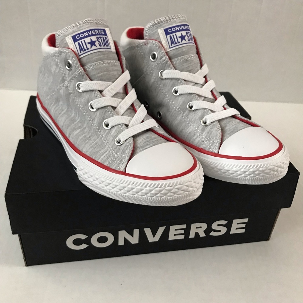 Converse SZ 2 Junior Chuck Taylor All Star Madison Court Sneaker Gray NEW